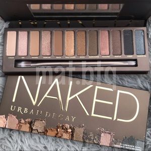 Urban Decay Naked Eyeshadow Palette